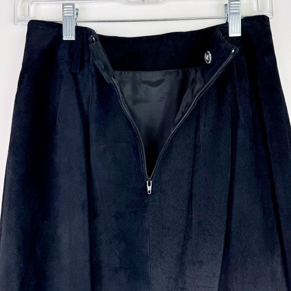 Marshall Fields Country Shop Vintage Black Suede Skirt - Picture 7 of 10